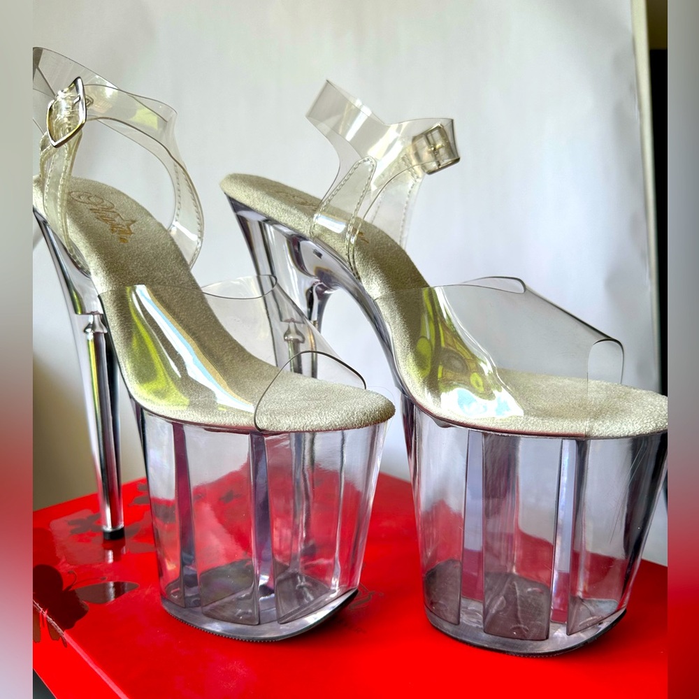 Pleaser size 9 platform heel